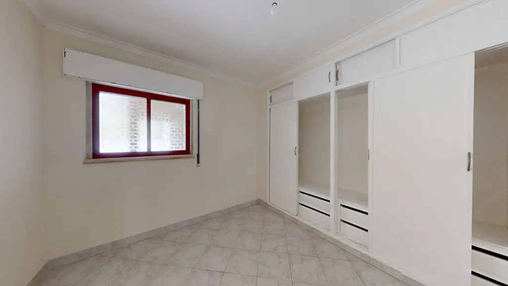 T1-Magoito-Sao-Joao-das-Lampas-Terrugem-70354-03052026_112807.webp
