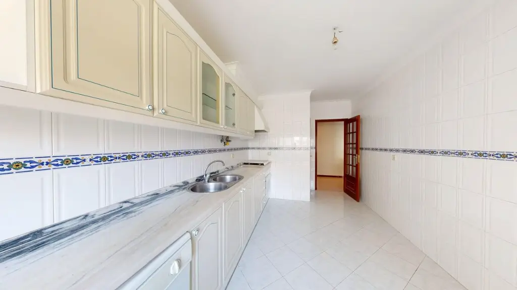 T2-Algueirao-Mem-Martins-05262026_170134.webp